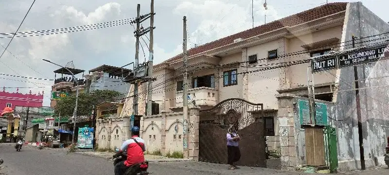 Dijual Gudang di Kedinding
