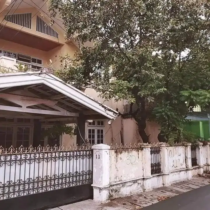 Dijual Rumah Bebas Banjir 2 Lantai di Slipi Kemanghisan Jakarta Barat