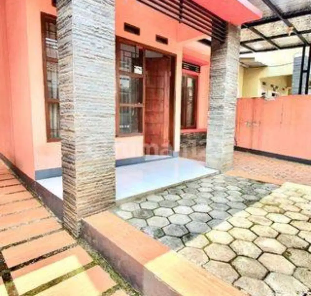 Dijual rumah dipermata buah batu depan kampus telkom