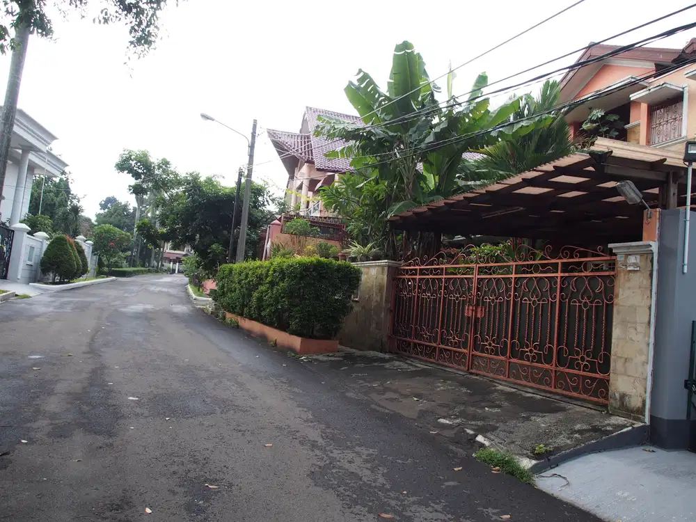 Dijual Bebas Banjir Rumah di Cibubur Villa Indah Jakarta Timur