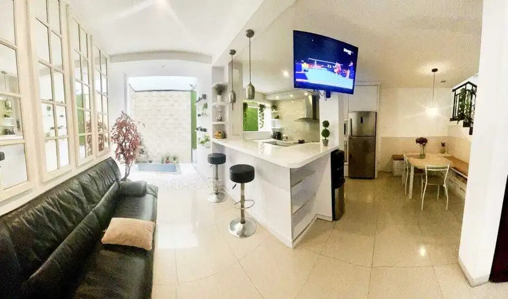 Rumah di Komplek Cikutra Baru dkt Masjid Dan ada View nya