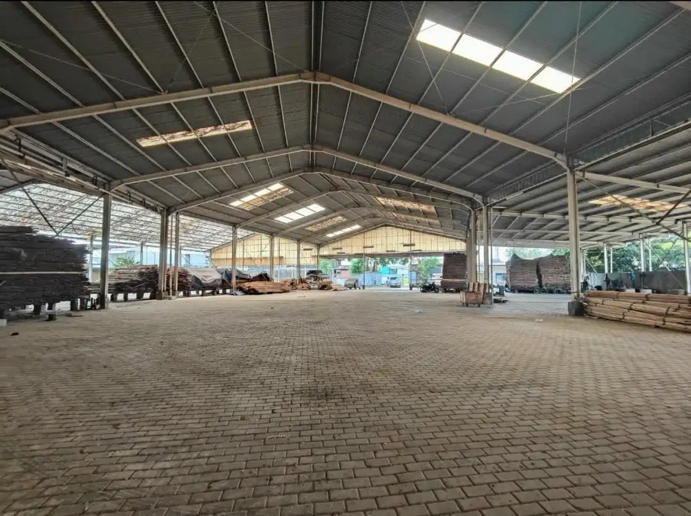 Jarang ada Gudang di mangga ubi luas 5000 mtr dekat tol