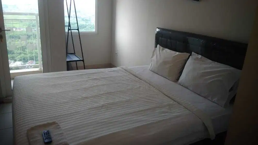 DiSewakan Studio ada Furnish