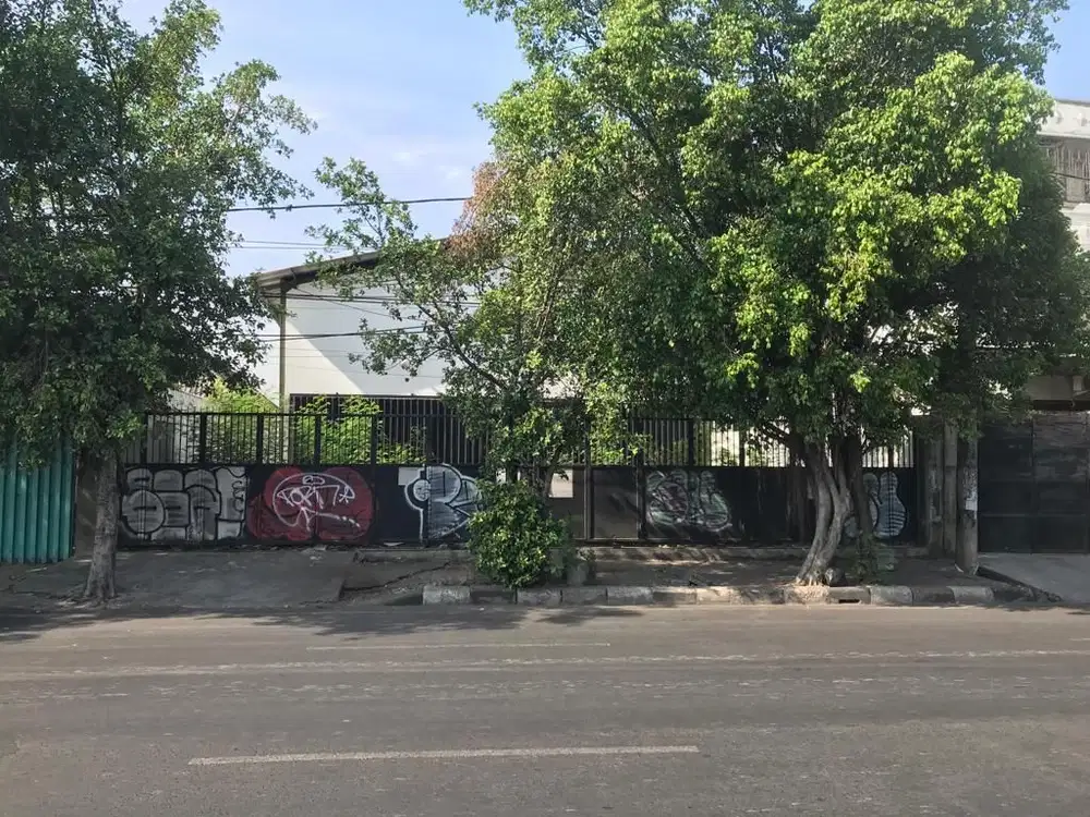 Tanah Bangunan Gudang Raya Kenjeran Nol Jalan Lokasi Strategis Murah