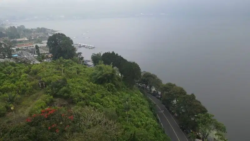 Tanah full view danau di jalan utama Bedugul akses jalan 10 meter