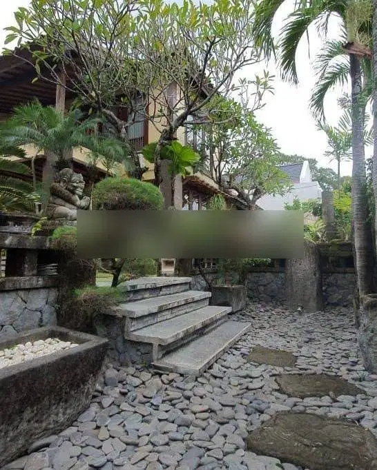 rumah style villa, bangunan 3 lantai di Seminyak