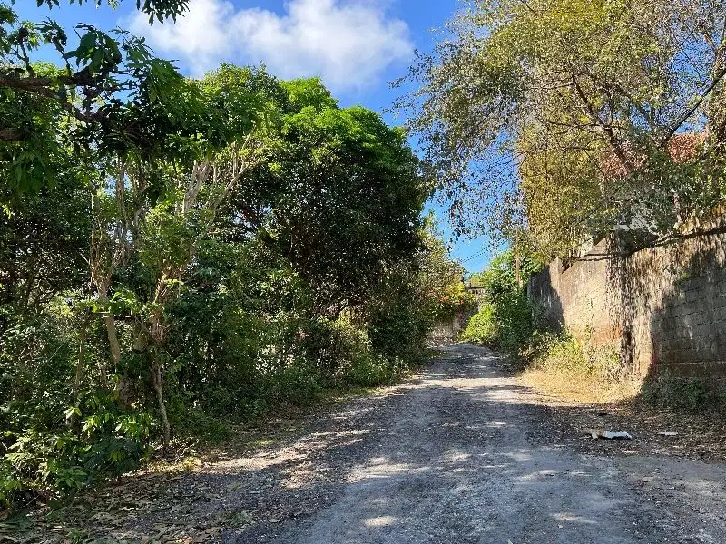 Tanah lingkungan Villa mewah di jimbaran, Akses jalan 5 meter