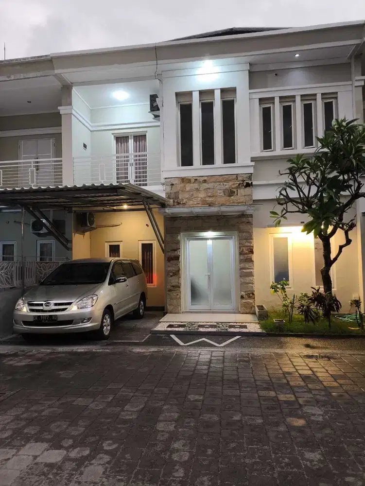 Rumah Modern Minimalis Cluster Elite Mahendradatta