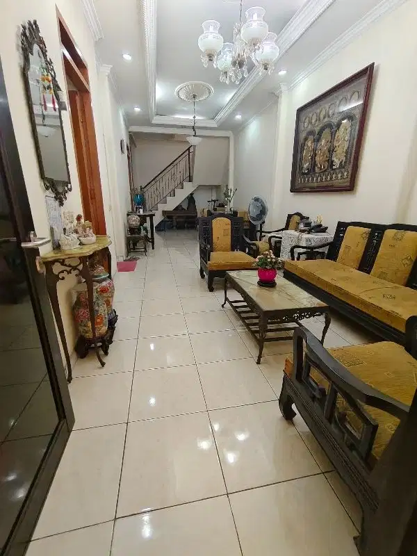 DIJUAL RUMAH UBUD  2 LANTAI