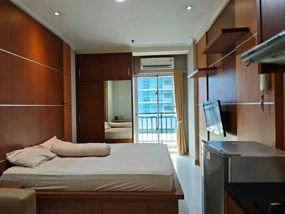 SIGNATURE PARK TEBET STUDIO FOR RENT