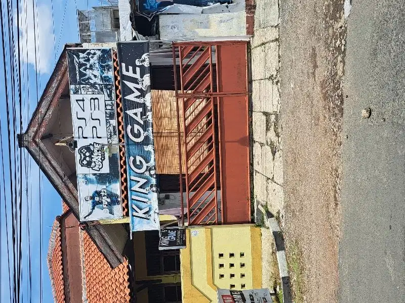 Ruang usaha Puspogiwang Pamularsih Semarang