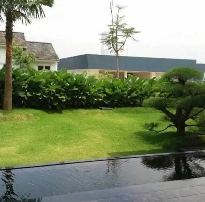 Dijual rumah mewah rapih siap huni