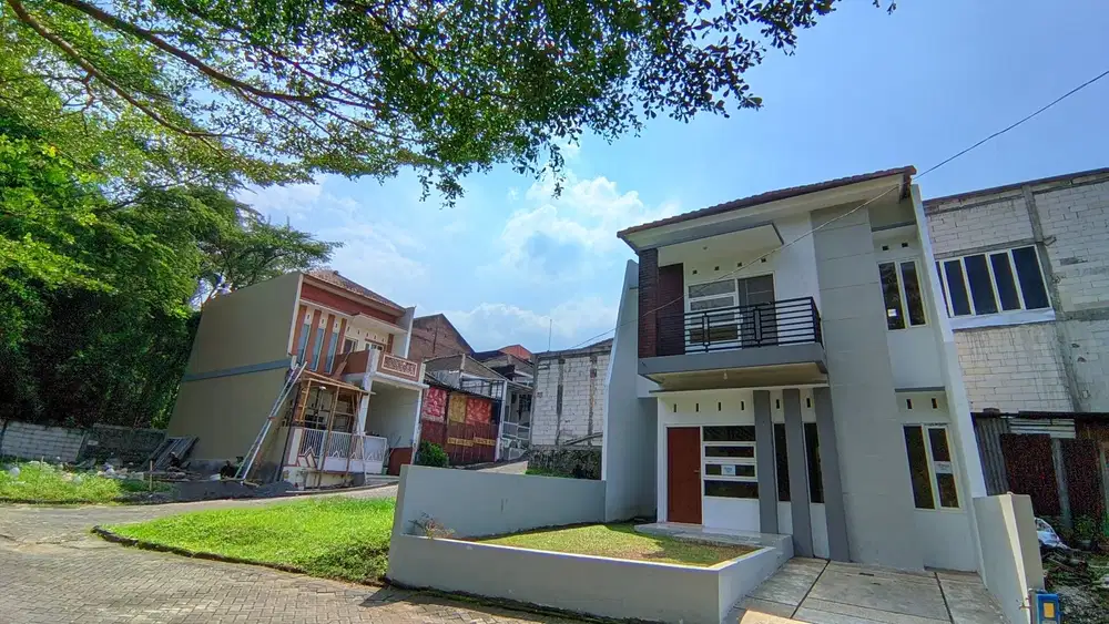 HUNIAN 2 LANTAI 500 JUTAAN DI KOTA MALANG DEKAT TOL KARANGLO MALANG