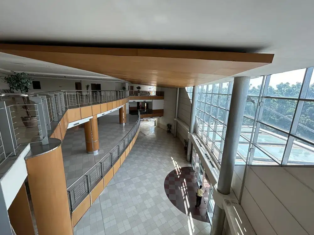 Dijual Gedung Perkantoran dan Gudang