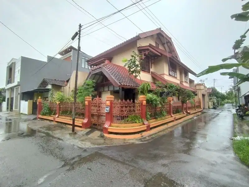 Rumah  dijual solo di manahan Banjarsari  Surakarta