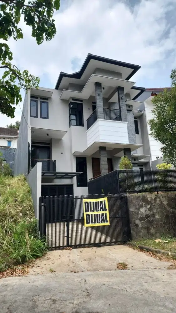 Rumahbaru siap huni Setiabudi Regency lingkungan sejuk bandung utara