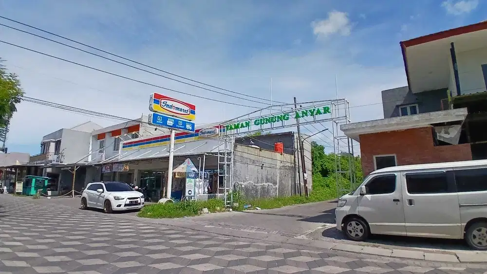 LAHAN KOMERSIAL MURAH UNTUK BISNIS DI GUNUNG ANYAR