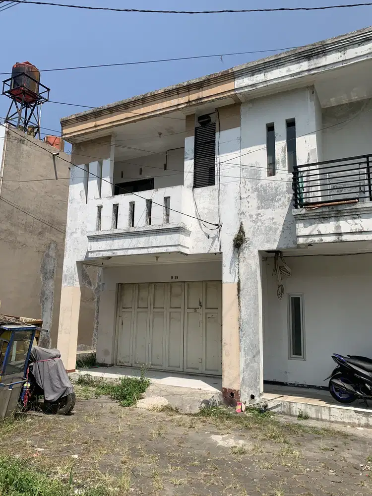 Di jual ruko di depan komplek permata buah batu depan kampus telkom