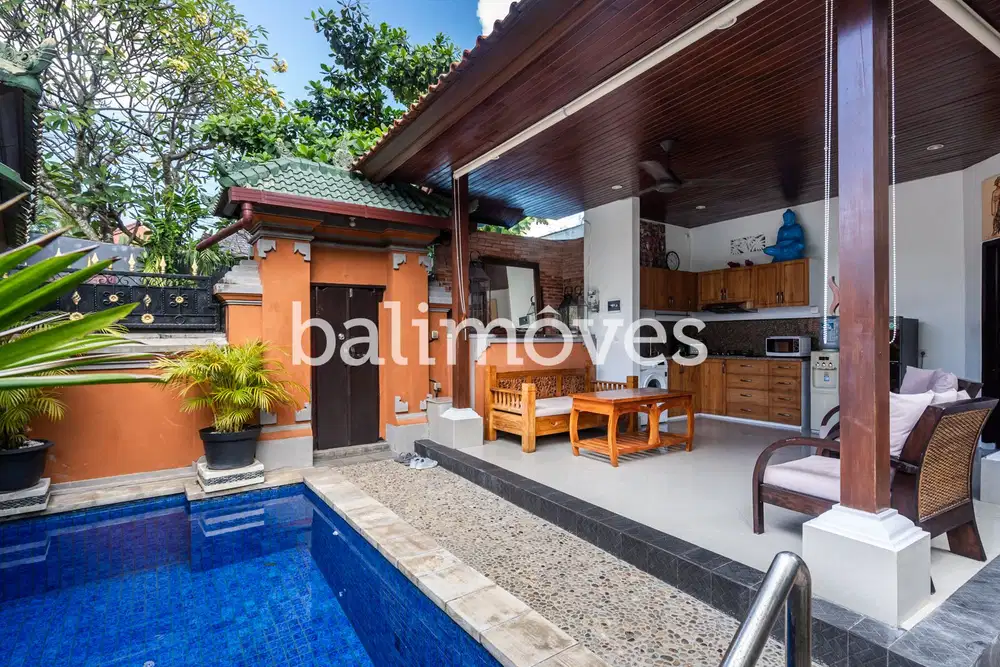 Vila 1 Kamar Tidur Berlokasi Sangat Strategis di Tepi Pantai Sanur