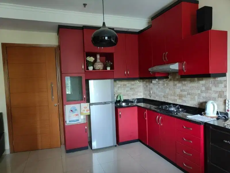 spesialis apartement hamptons park unit luas 56 m2 good unit