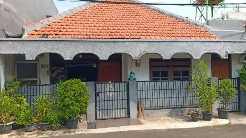 DiJual Rumah Strategis Area Cipinang JAKTIM ( LN)
