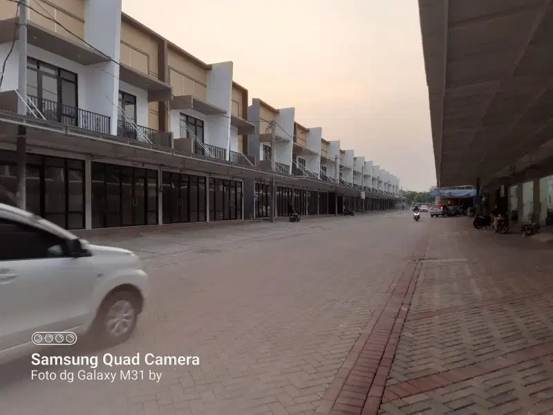 Ruko 2 lt Aryana Karawaci Tangerang