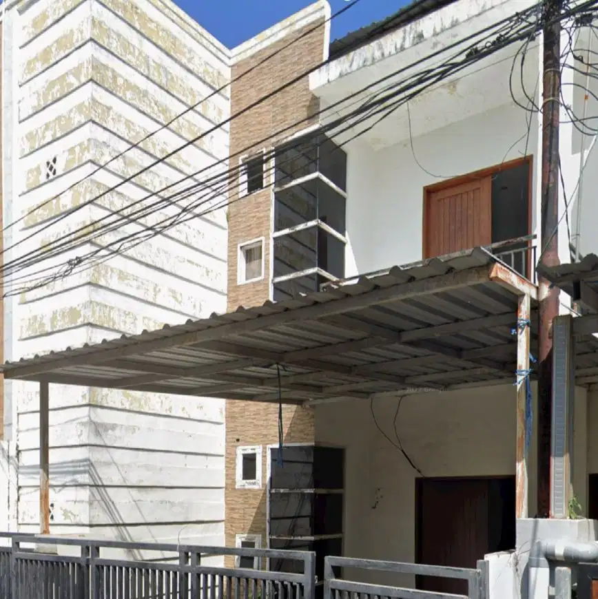 RUMAH 2 LANTAI JL. TALASALAPANG