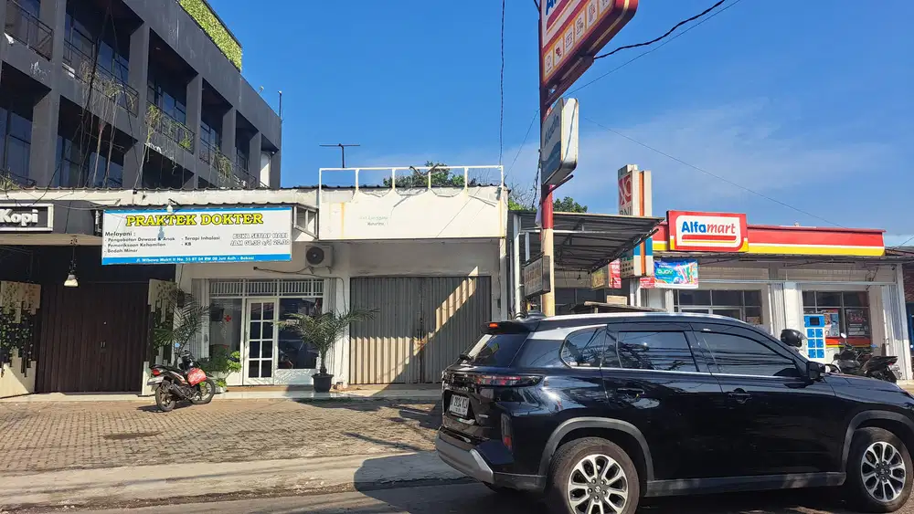 Ruko di samping indomaret depan sakura regency 1 jati asih