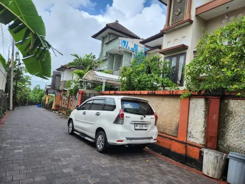 Rumah classic modern minimalis lingkungan cluster, akses jalan 7 meter