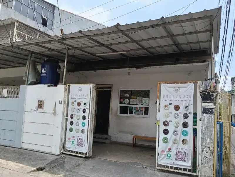 disewakan ruang usaha posisi sangat strategis Jakarta Barat