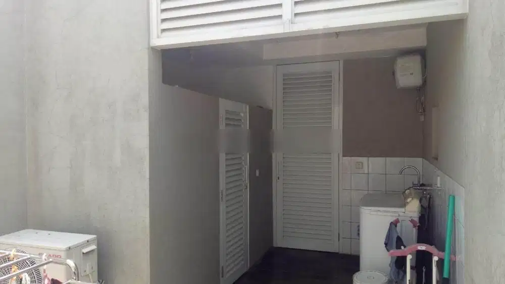 Rumah design  minimalis unik bagus +  cerah +  segar +  teduh dan rin