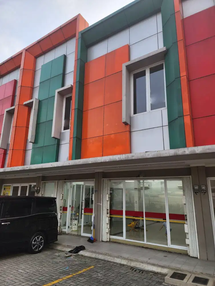 Ruko Gandeng Lokasi bagus di Pasar Modern Graha Raya Bintaro