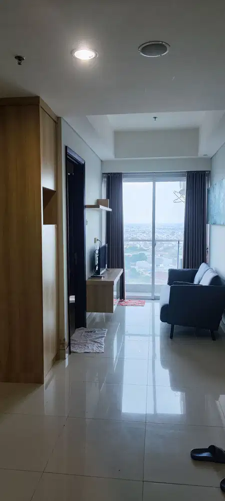 Sewa 1 br furnished Puri Mansion Apartment