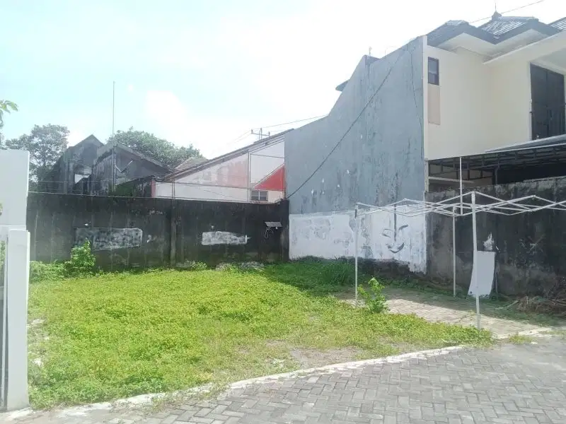DIJUAL TANAH  DEKAT JL KALIURANG KM9 UTARA PERUM MERAPI VIEW YOGYA