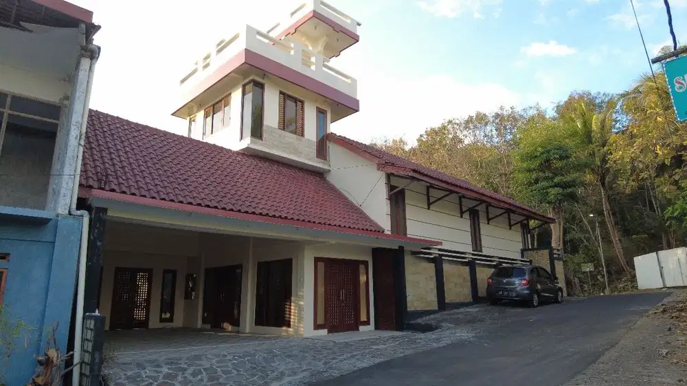 Villa 5 Lantai Dekat Pantai Parangtritis Kretek Bantul 065949 is2508