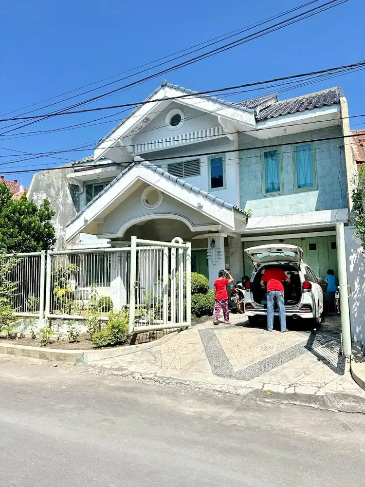 Dijual Murah Rumah 2 Lantai Rungkut Kidul, Surabaya LT 390/ LB 520