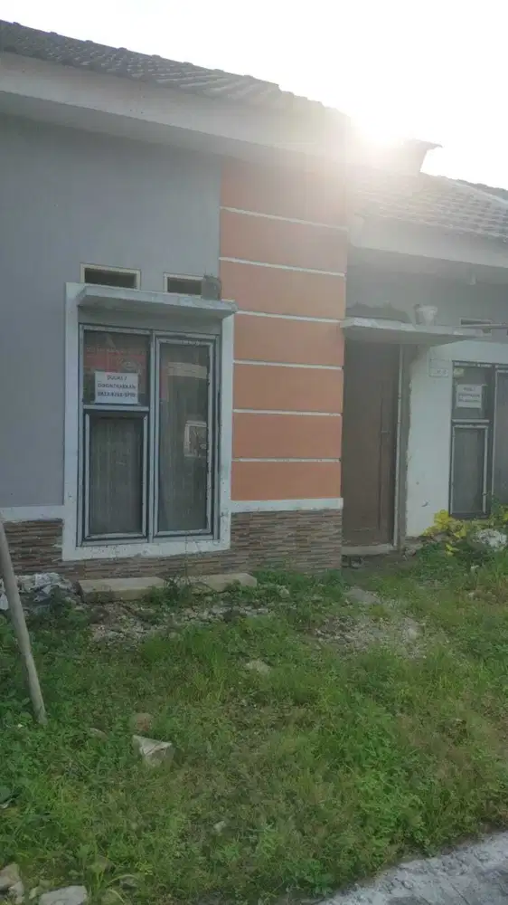 Rumah di komplek Griya Artha Sepatan dekat Bandara Soetta