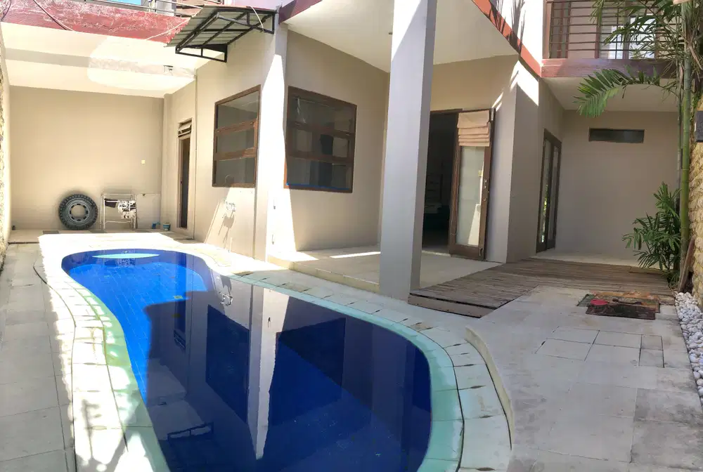 Rumah 2 Lantai Strategis Dekat KFC Jimbaran