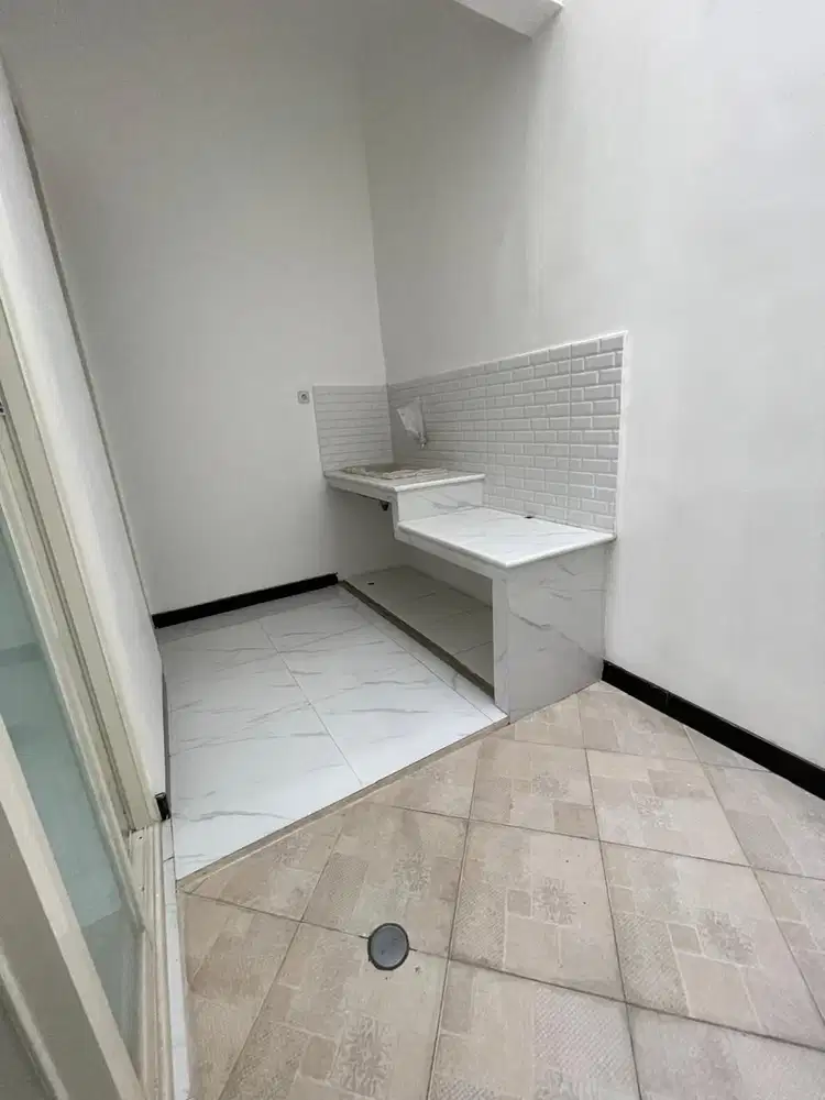 RUMAH BARU MULYOSARI DKT PAKUWON CITY MALL, SUTOREJO, BABATAN PANTAI