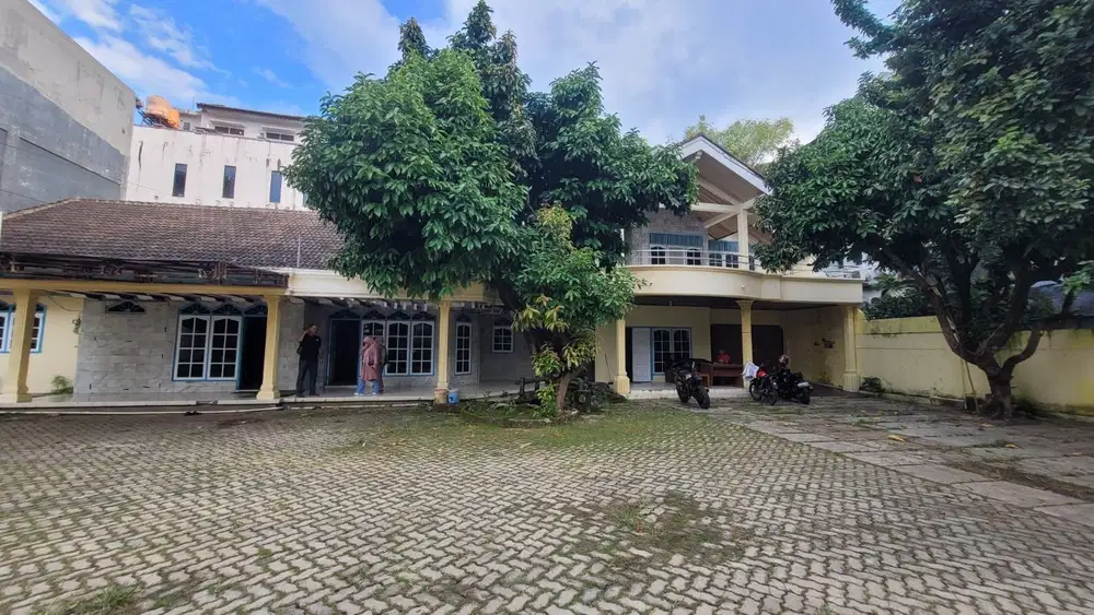 JUAL RUMAH PINGGIR JALAN PROTOKOL BANDAR LAMPUNG/ENGGAL