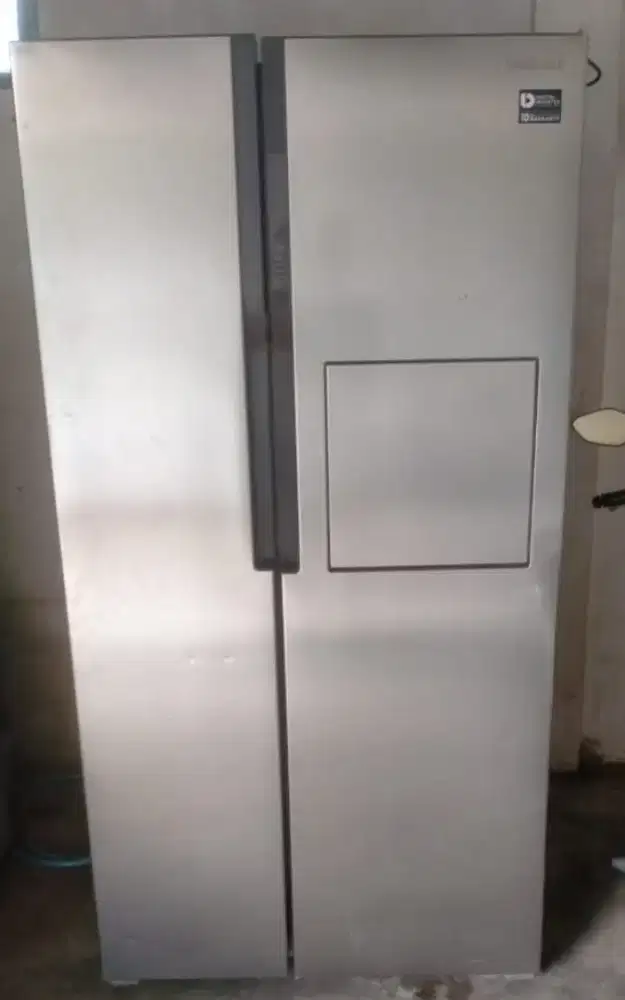 Kulkas 2 pintu inverter normal