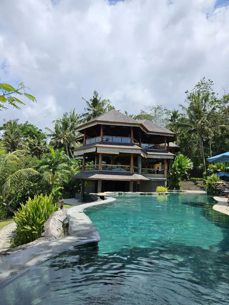 PENJUALAN CEPAT, NEGO KERAS PERLU DIJUAL SEGERA Resort Mewah