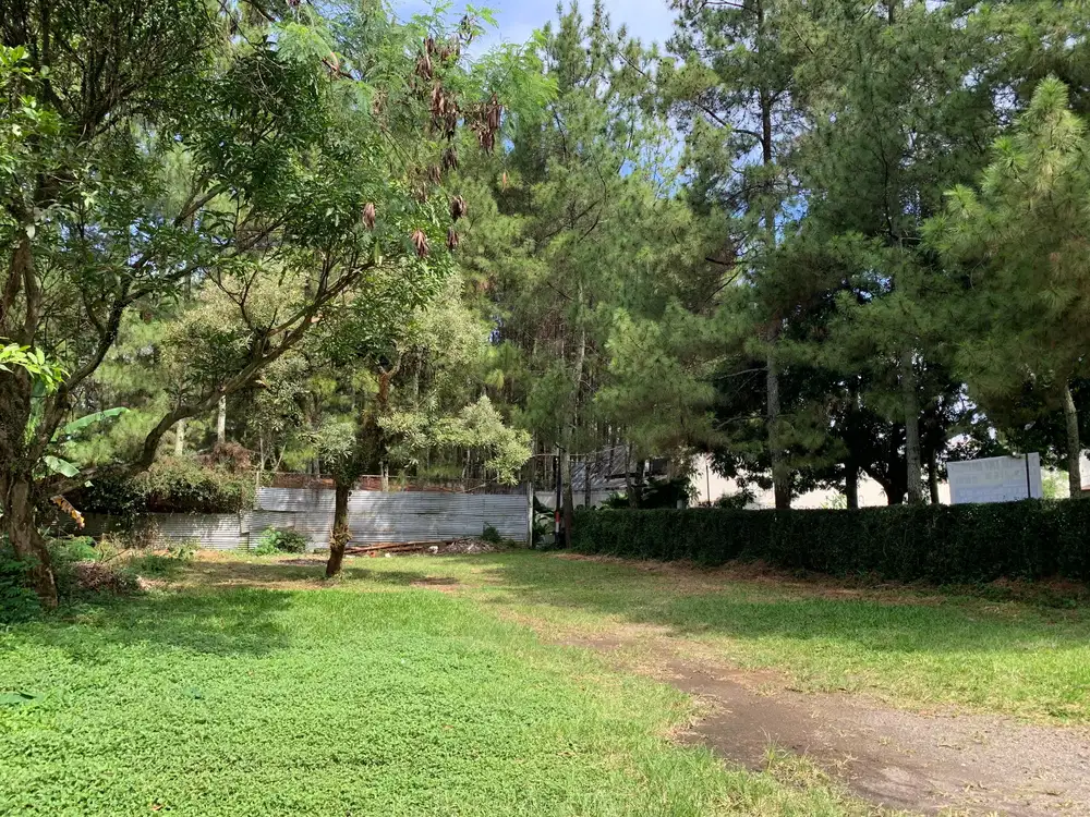 Tanah Matang Di Area Komplek Cigadung Siap Bangun Cocok Untuk Usaha