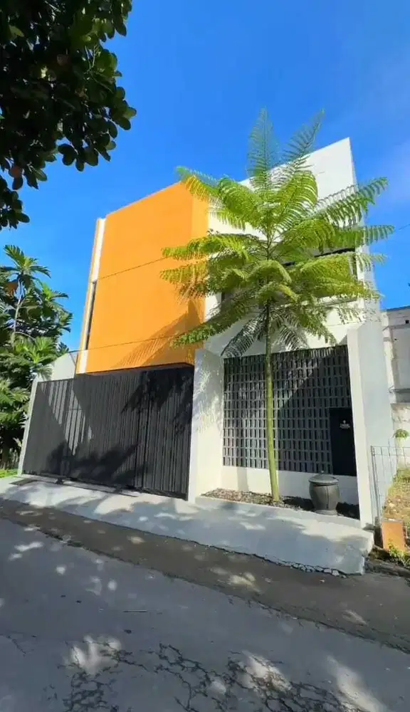 Dijual Rumah Homestay di Jalan Sumberan 3 Jalan Kaliurang Yogyakarta