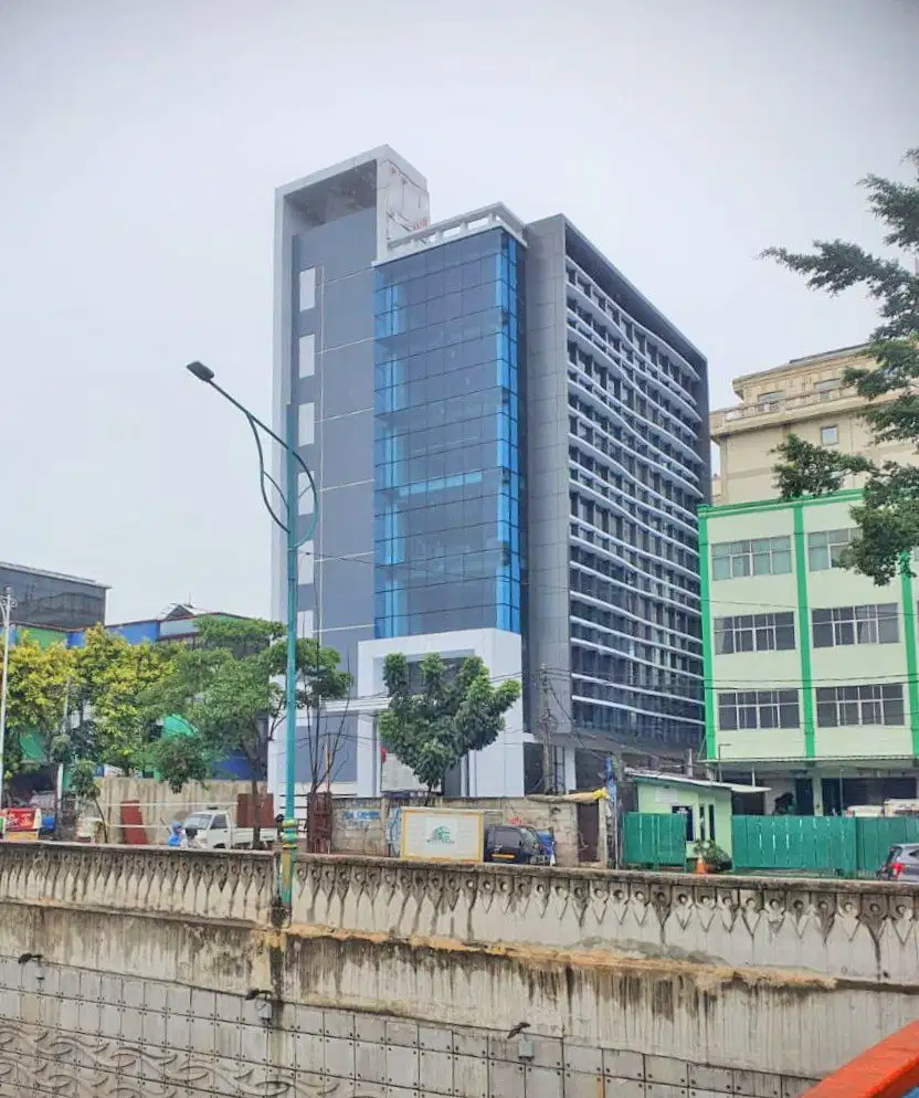 Gedung Lokasi Bagus di Mampang Prapatan Jakarta Selatan