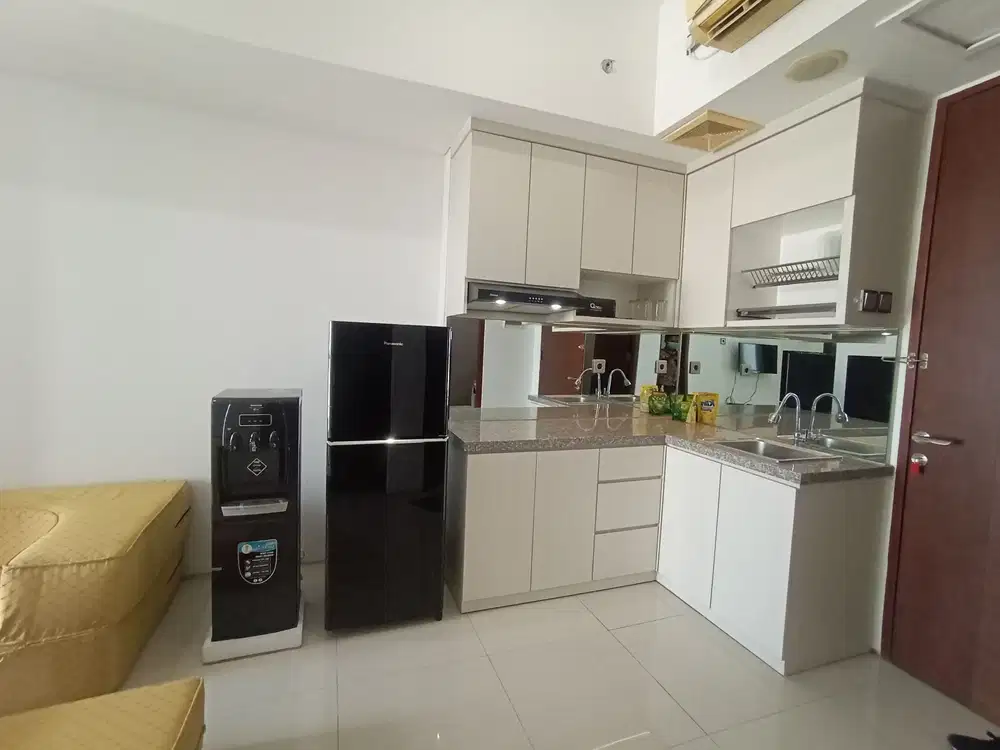 Sewa bulanan tahunan apartemen Marvell city Surabaya dkt basuki rahmat