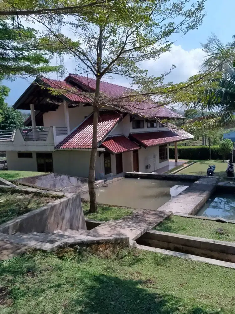 di jual villa siap huni view gunung di cigombong