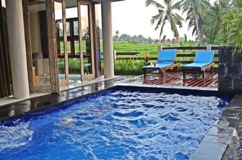 Villa baru di kerobokan lokasi strategis 20 menit ke Finns Beach - Thumbnail 2