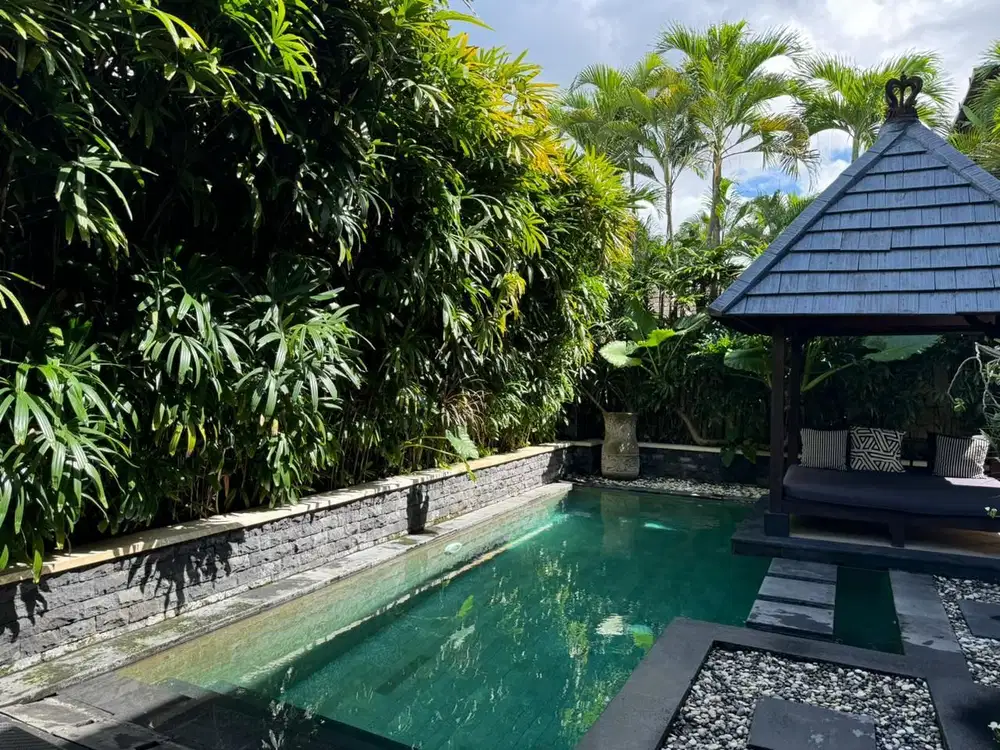 Villa Mewah 200 Meter ke Pantai Seminyak Bali