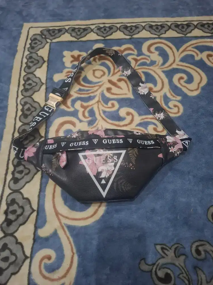 Jual Tas Merk Guess